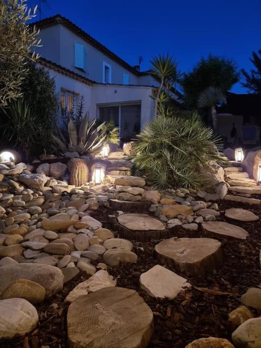 Une Oasis Au Pays De Cezanne Aix-en-Provence Zewnętrze zdjęcie