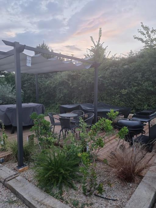 Une Oasis Au Pays De Cezanne Aix-en-Provence Zewnętrze zdjęcie